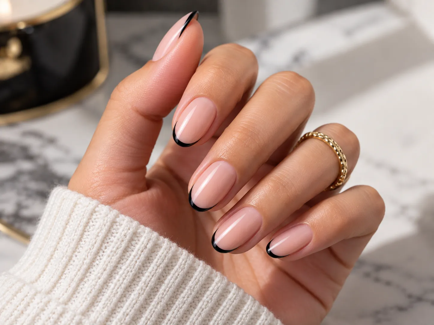 Micro black French tip nails with ultra thin black edges